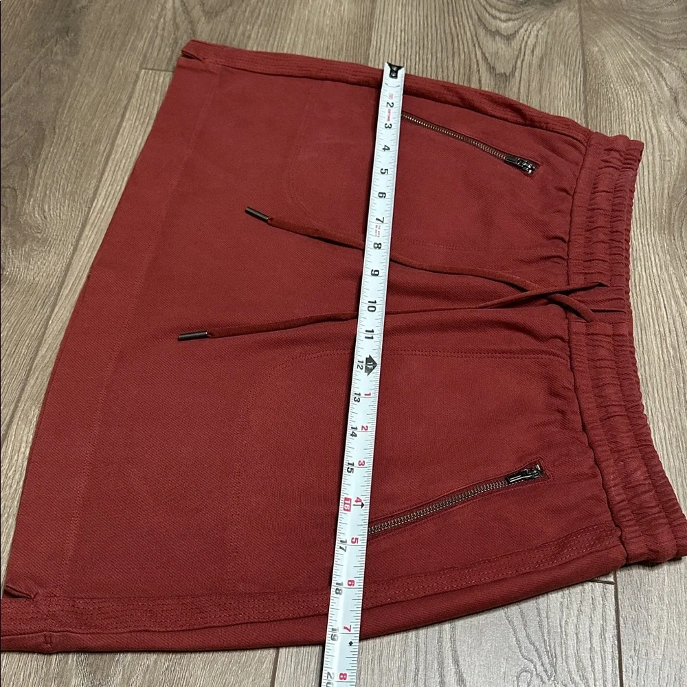 Athleta Farralon 15